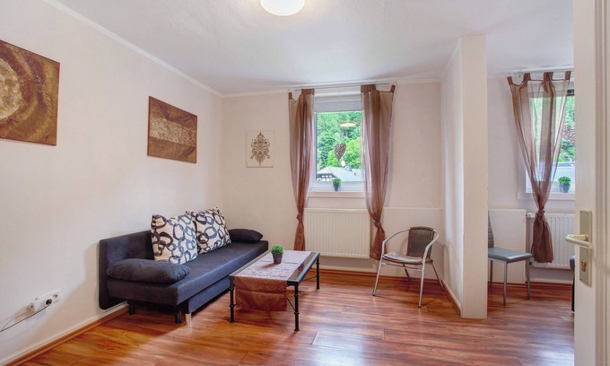 Ortsmitte Wohnung | Ferienwohnung Roth 2 mit Wifi