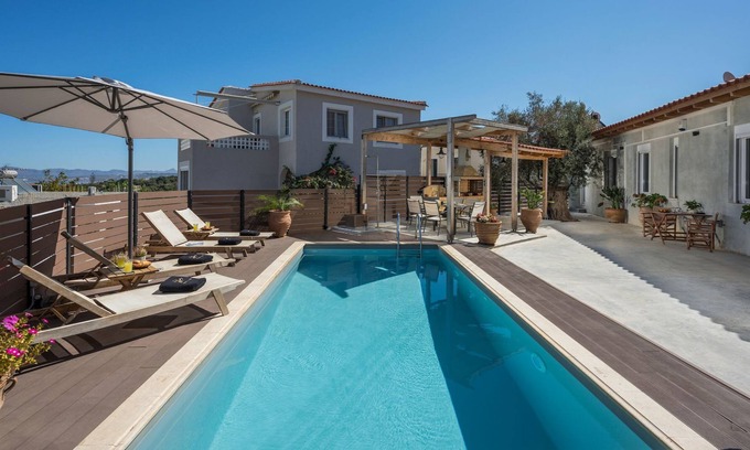 Galatas Haus | Roxanne Villa | Seeblick