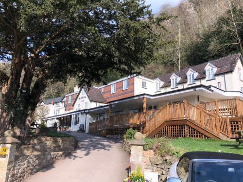 Symonds Yat Haus | Royal Lodge
