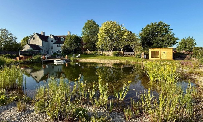 Wraxall Haus | Rural, countryside escape sleeping 10