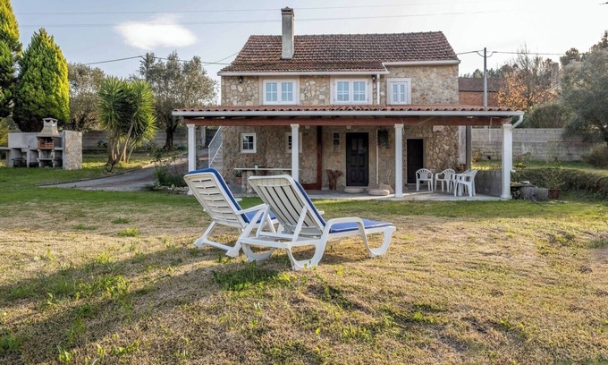 Ourem Haus | Rustic Adorable House in Old Village