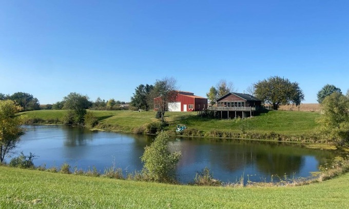 Opheim Kabine | Rustic and Secluded 1 Bedroom Cabin Retreat. Located on Private Stocked Pond.