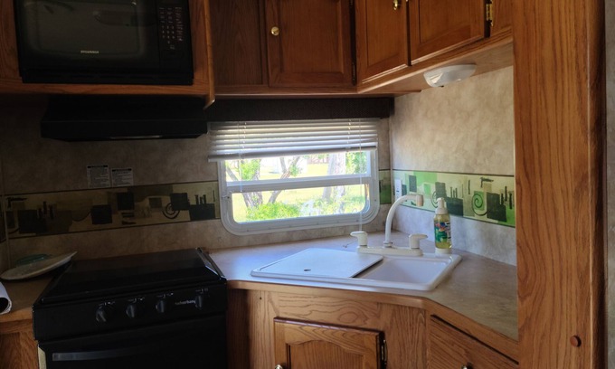 Curtis Township Haus | Rustic camping with a twist on beautiful northlake all sports lake