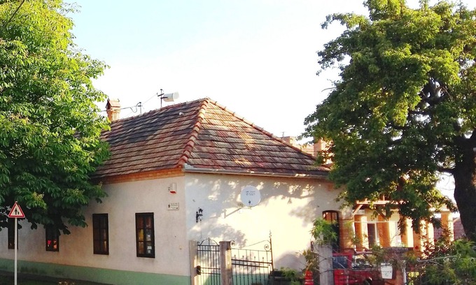 Dunaszentmiklos Sonstige | Rustikaler Charme – Suite 8601 mit zwei Schlafzimmern