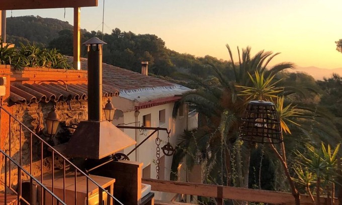 Almoster Hütte | Rustikales Haus in Baix Camp. Blick auf die Costa Dorada