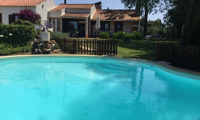 Mafra Hütte | Rustikales Haus mit Garten und privatem Pool in sehr ruhiger Lage