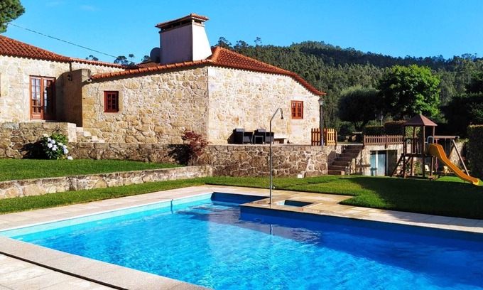Panque Hütte | Rustikales Haus mit privatem Pool. Ideal für Familien mit Kindern. Kostenloses Wifi