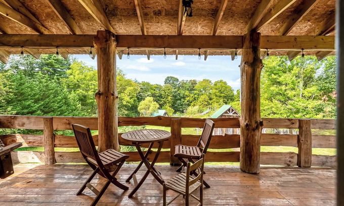 Blacksburg Haus | Rustic log cabin with modern comforts, scenic views, and cozy spaces for the perfect getaway.