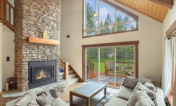 Tamarack Resort Kabine | Rustic Modern Mountain Retreat Near Boulder Creek