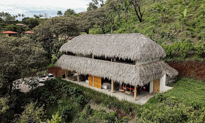 Mercedes Kabine | Rustic Ranch in the Paradise