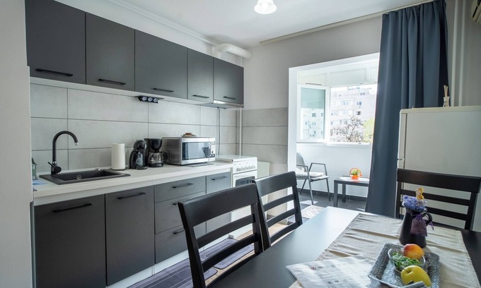 Sector 3 Wohnung | Rustic & Spacious 3BR Apartment