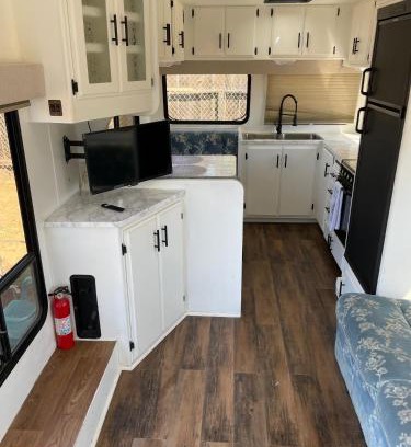 Moreno Valley Sonstige | RV2 Stunning RV Private Netflix FreeParking