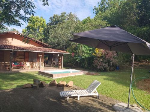 Silva Jardim Haus | Sítio com piscina, na estrada de Aldeia Velha e rio a frente da porteira