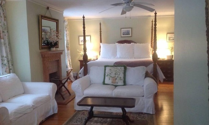 Phippsburg Bed & Breakfast | "SABINO" 1 Bdrm Suite