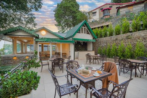 Kasauli Haus | SaffronStays The Row House