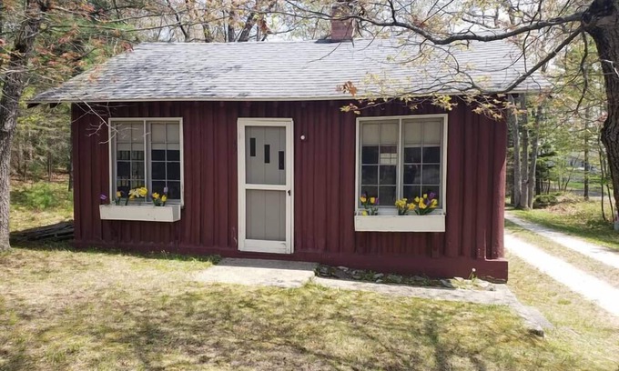 Tawas City Kabine | Sage, Mermaid Coast Cottages on Lake Huron