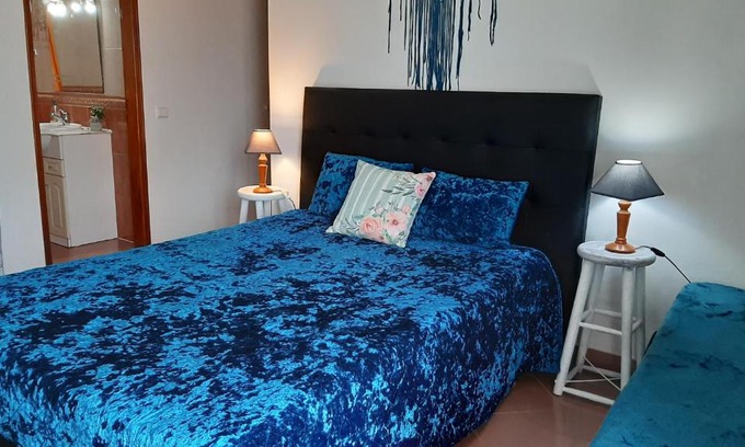 Sagres Haus | Sagres Sunny Room with private bathroom 300m from the beach