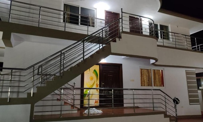 Kandal Haus | SAIBALA RESlDENCY - NEAR BOAT HOUSE