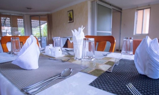 Langata Hotel | Sakinas Luxury Suites