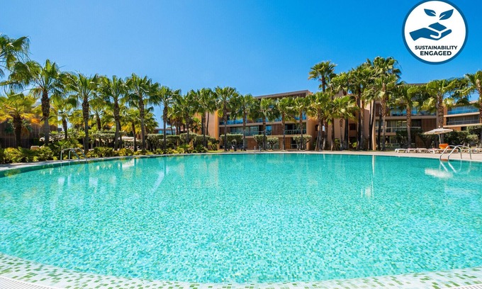 Salgados Wohnung | Salgados 2-Bed w/ Pools, Beach & Golf