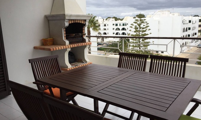 Salgados Wohnung | Salgados Beach / Galé - Ausgezeichnete 1 + 1 Schlafzimmer Wohnung