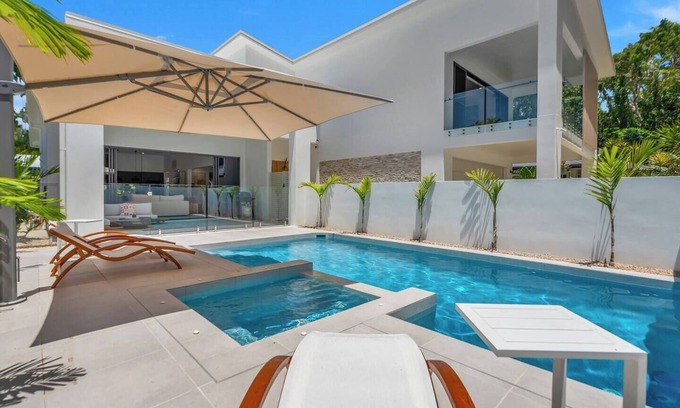 Clifton Beach Haus | Salt Beachfront Luxe with Pool and Spa