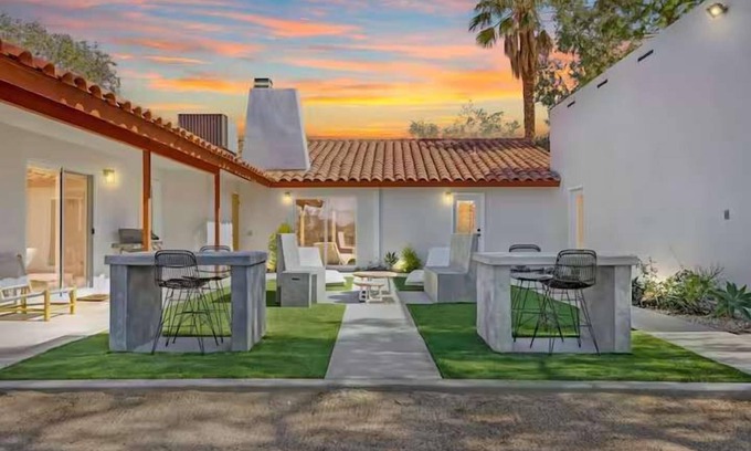 Panorama Heights Haus | Salt Spa, Soaking Pool, Game Room, Gym & Views · Pine Desert Ranch