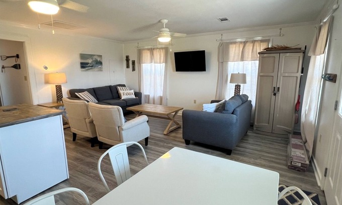 Grand Isle Haus | Salty Sunsets - Beach Access - Island Realty