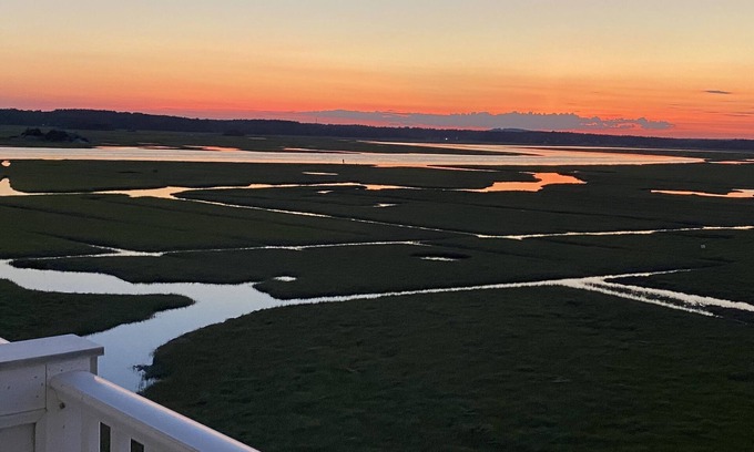 Seabrook Eigentumswohnung | Salty Sunsets - Condotel Efficiency for your beach getaway