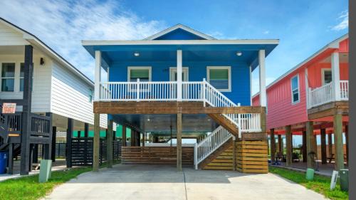 Cinnamon Shore Haus | Salty Texan by AvantStay Central Location Views