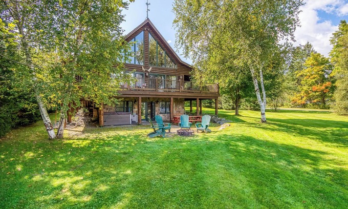 Rangeley Plantation Haus | Schöne neue Blockhaus werden Sie sich verlieben!