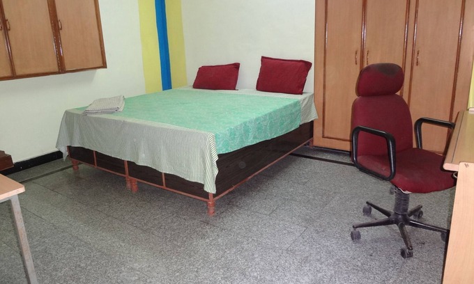 New Delhi Bed & Breakfast | Beispielvorlage unten
