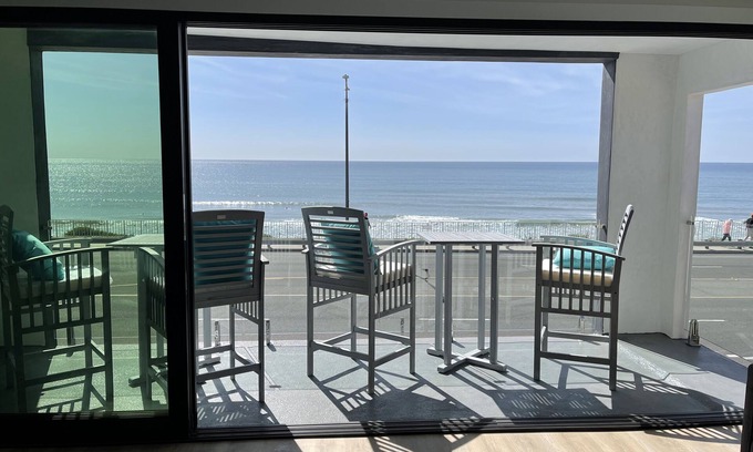 Carlsbad Villa | San Diego’s newest luxury 4 bedroom rental home in the heart of Carlsbad. Heaven