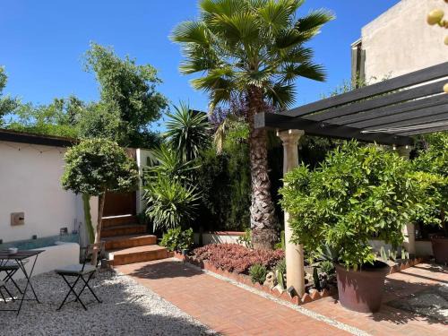Beiro Bed & Breakfast | San Miguel B&B Granada