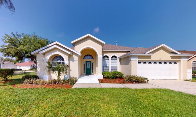 Orange Tree Haus | Sandhill Serenity