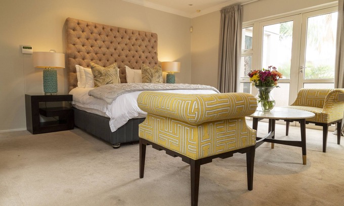 Greater Johannesburg Metropolitan Area Villa | Sandhurst Villa in der Nähe von Sandton City