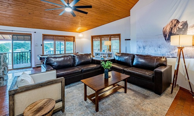 Cedar Crest Haus | Sandia Peak Suite | 3 Bed, 2 Bath