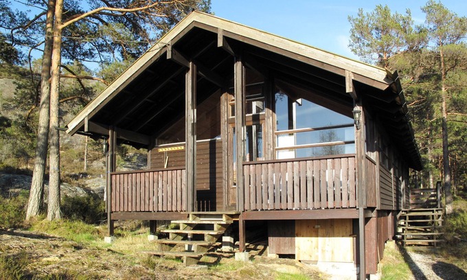 Flora Haus | Sandvikfjellet by Interhome