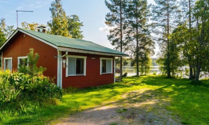 Pielavesi Haus | Saniainen 5 by Interhome