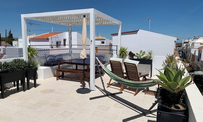 Santa Luzia Haus | SANTA LUZIA Townhouse | 2 Bedrooms | Terrace | BBQ