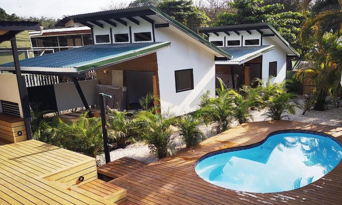 Carmen Kabine | Santeria Lodge