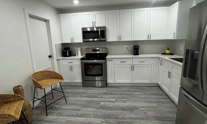 Little Ranches Haus | Santuaria Hollywood