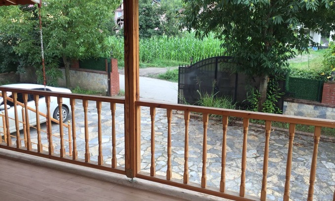 Sapanca Villa | Sapanca mavi yeşil köy evi