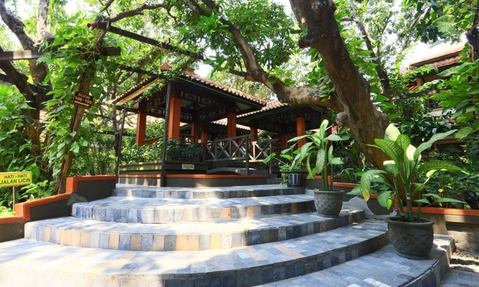 Gresik Hotel | Sapta Nawa Resort 1 Gresik