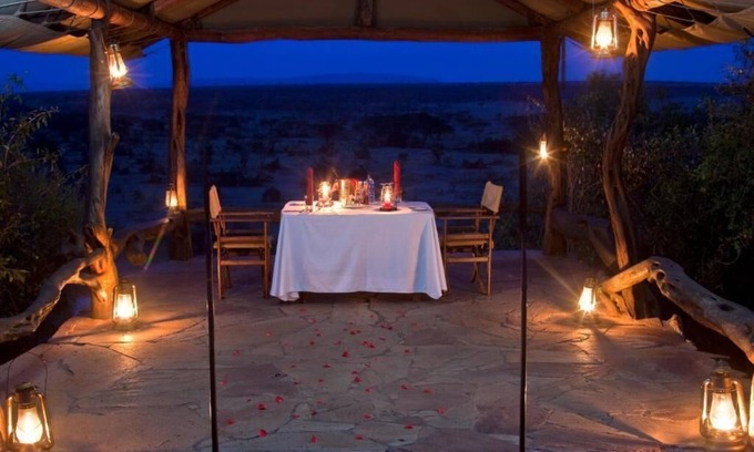 Maasai Mara Hotel | Saruni Eagle View