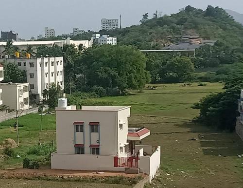 Puttaparthi Haus | Sathya Sai Nivas With AC