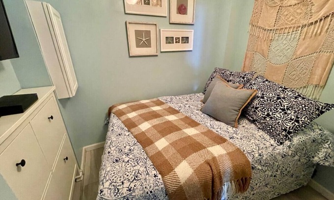 Cocoa Beach Eigentumswohnung | Saturn 1BR - Beach Paradise & Pool