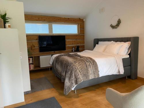 Espoo Skihütte | Sauna cottage in Nuuksio with private Hot Tub