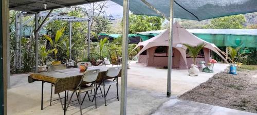 Savegre Sonstige | Savegre River Glamp Mediterranean Food