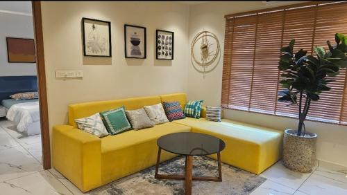 Palayam Wohnung | 'Savitham' Luxury Flat with Swimming Pool in Trivandrum